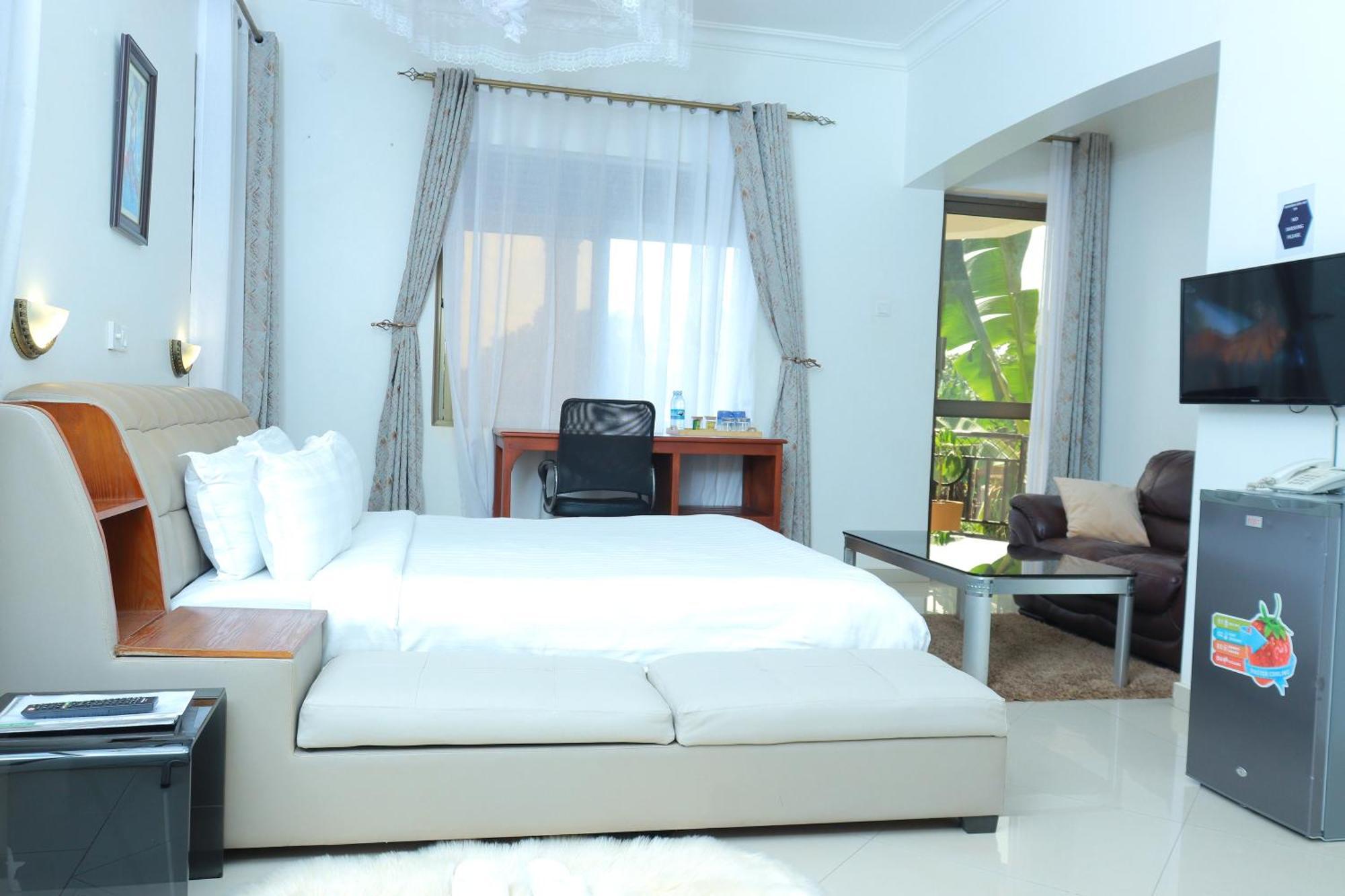 Mowicribs Hotel And Spa Entebbe Exteriér fotografie