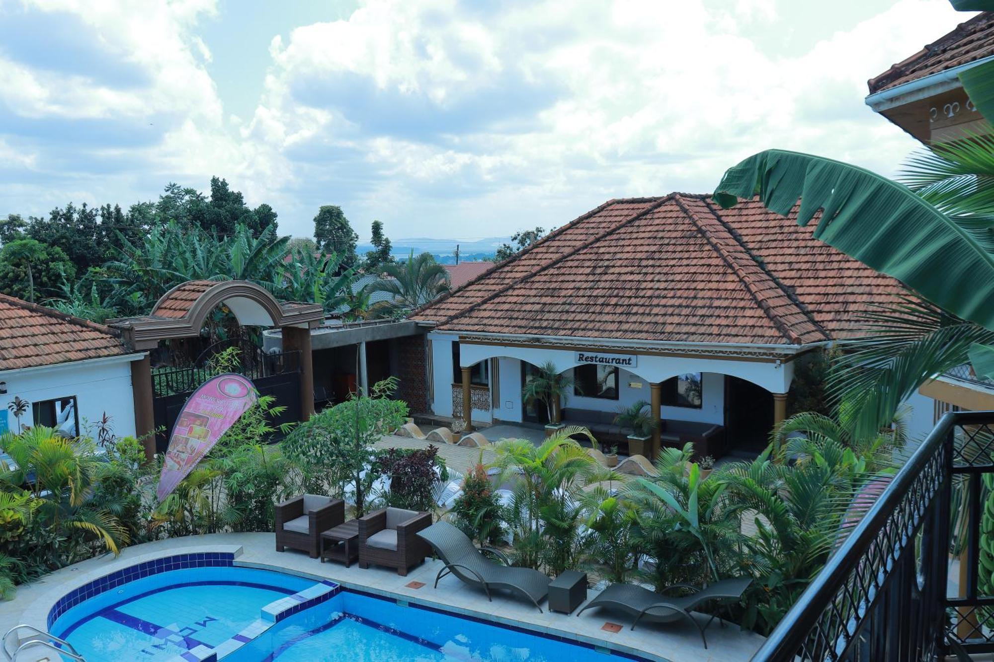 Mowicribs Hotel And Spa Entebbe Exteriér fotografie