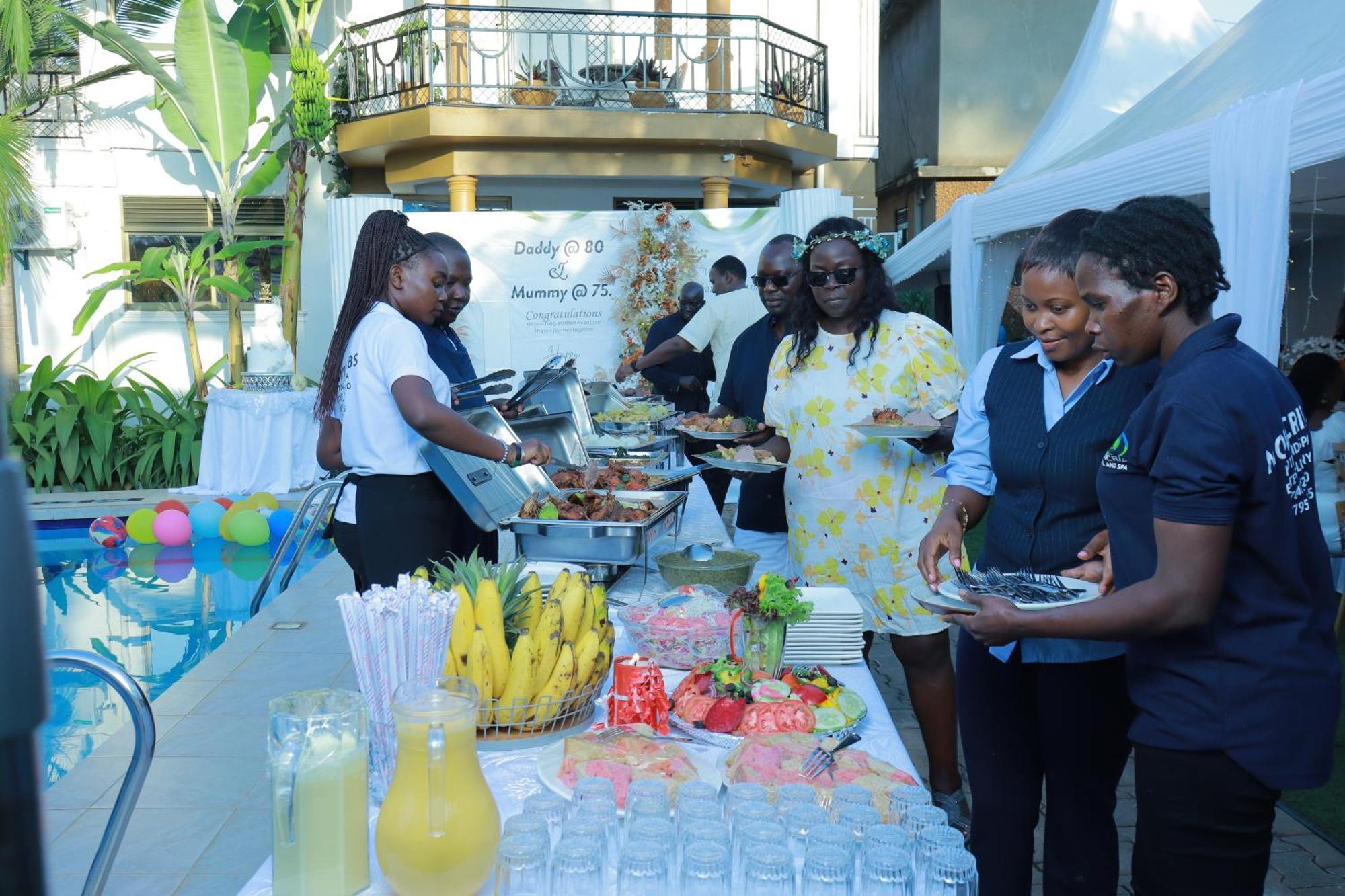 Mowicribs Hotel And Spa Entebbe Exteriér fotografie