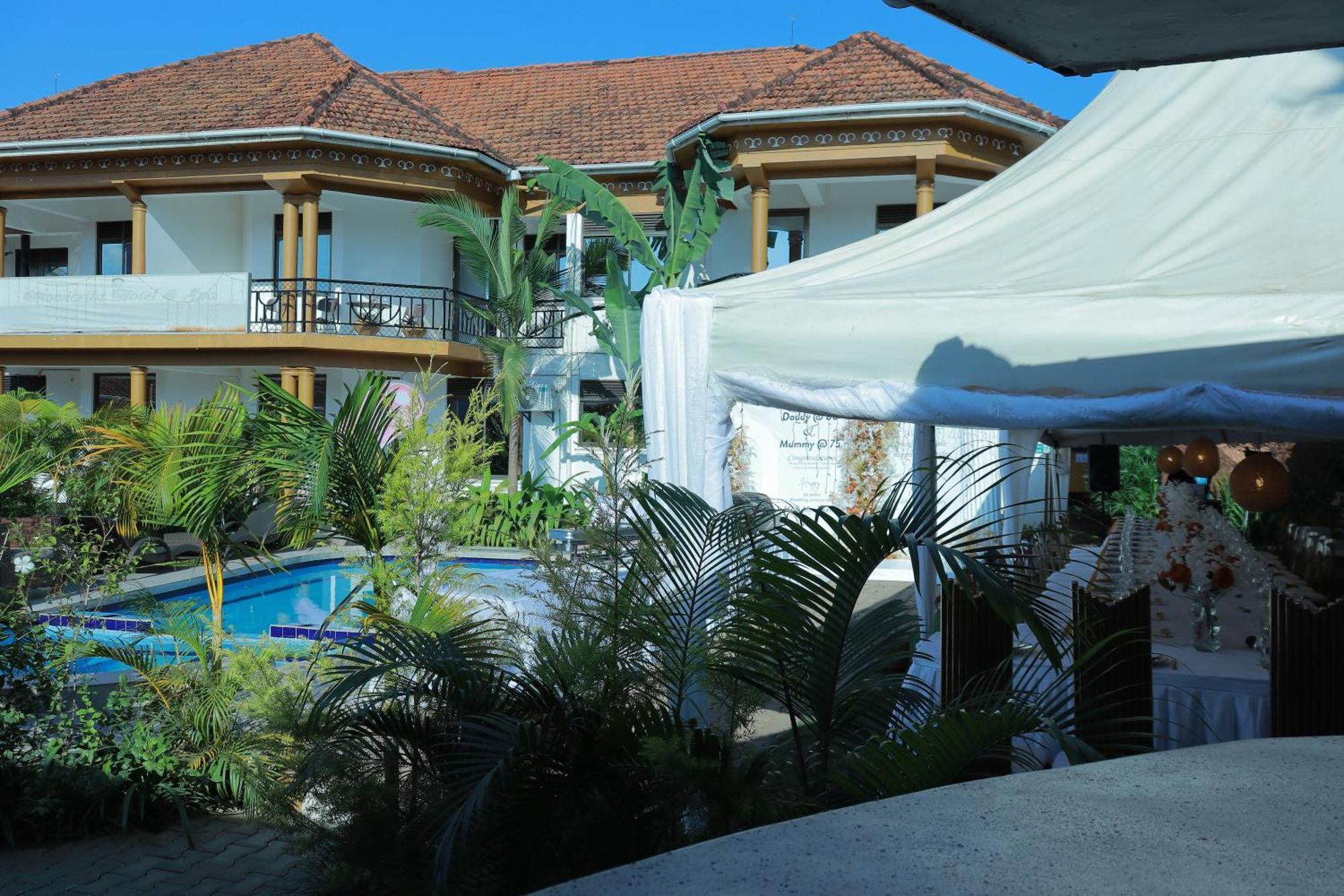 Mowicribs Hotel And Spa Entebbe Exteriér fotografie